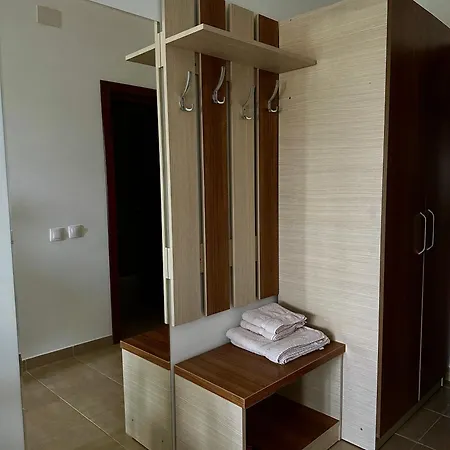 Гостевой дом Pensiunea Dea House