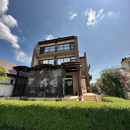 Guest house Pensiunea Dea House Constanta
